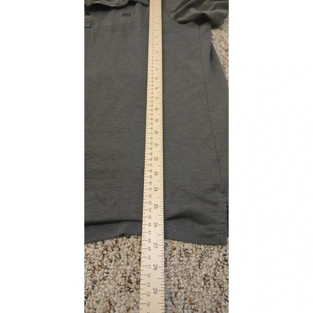 Travis Mathew Mens Gray Short Sleeve Polo Shirt Golf Casual Size L
